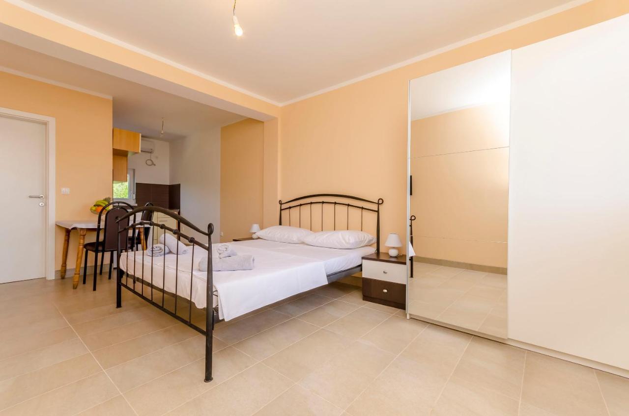 Apartment Lorena *