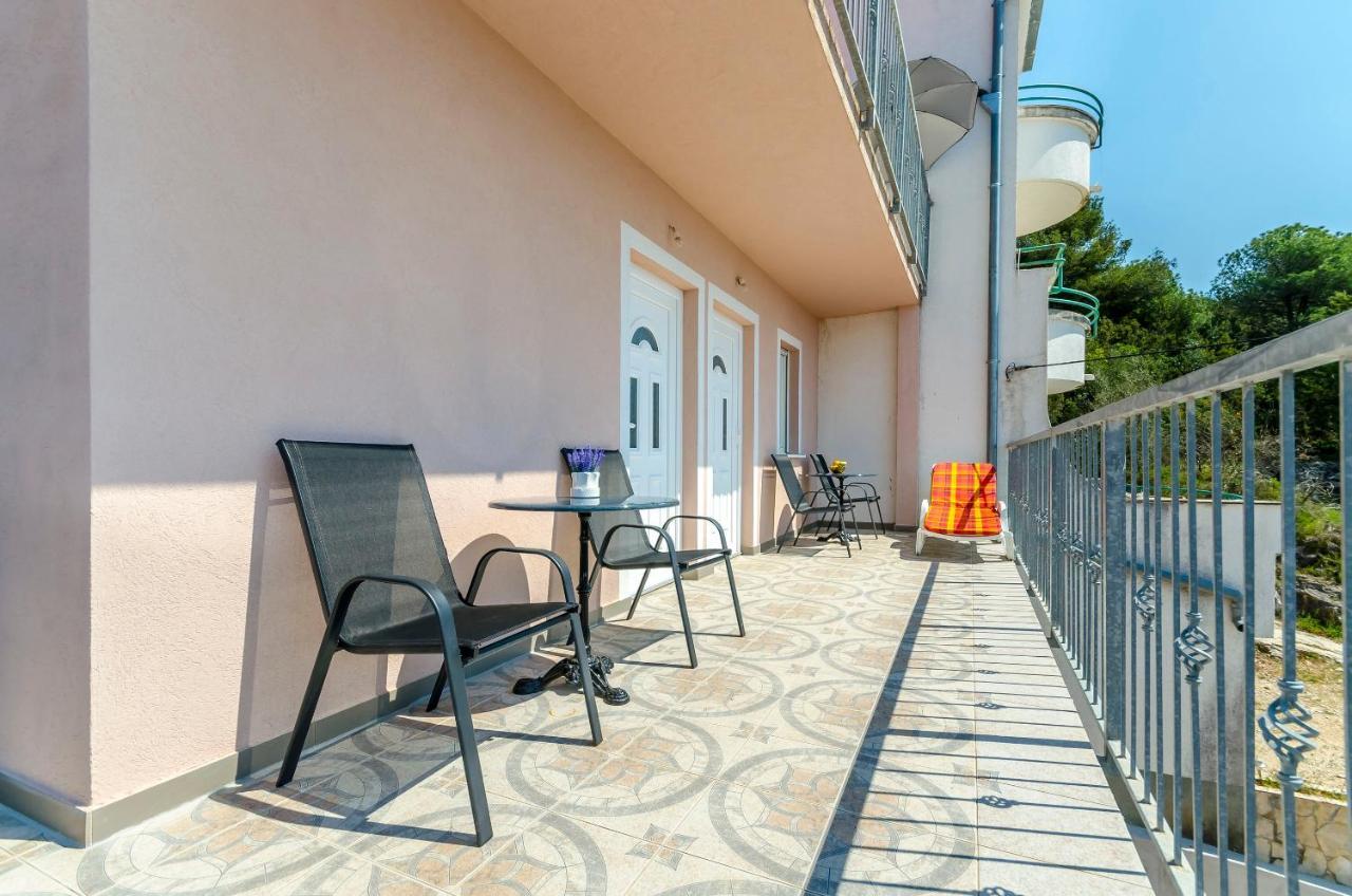 Lorena Apartment *