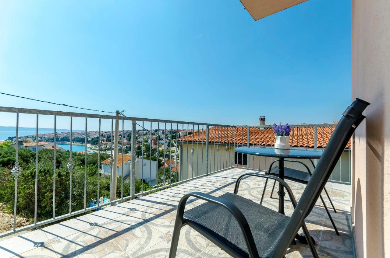 Lorena Apartment