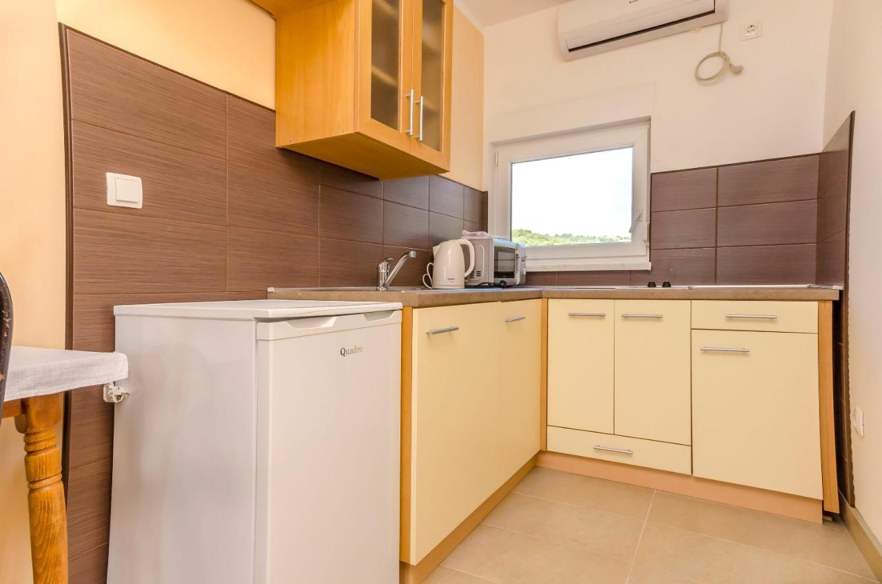 Lorena Apartment *