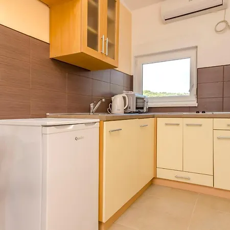 Apartmani Lorena Okrug Gornji Exterior photo